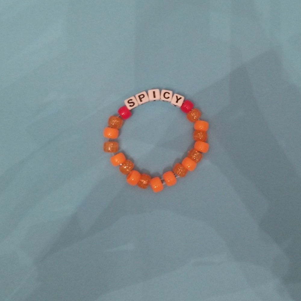 "Spicy" beaded stretchy bracelet